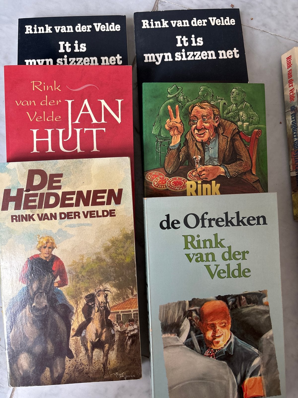 8 Boeken Rink van der Velde - Diverse titels Fries/Nederlnds, Ophalen of Verzenden, Gelezen, Nederland