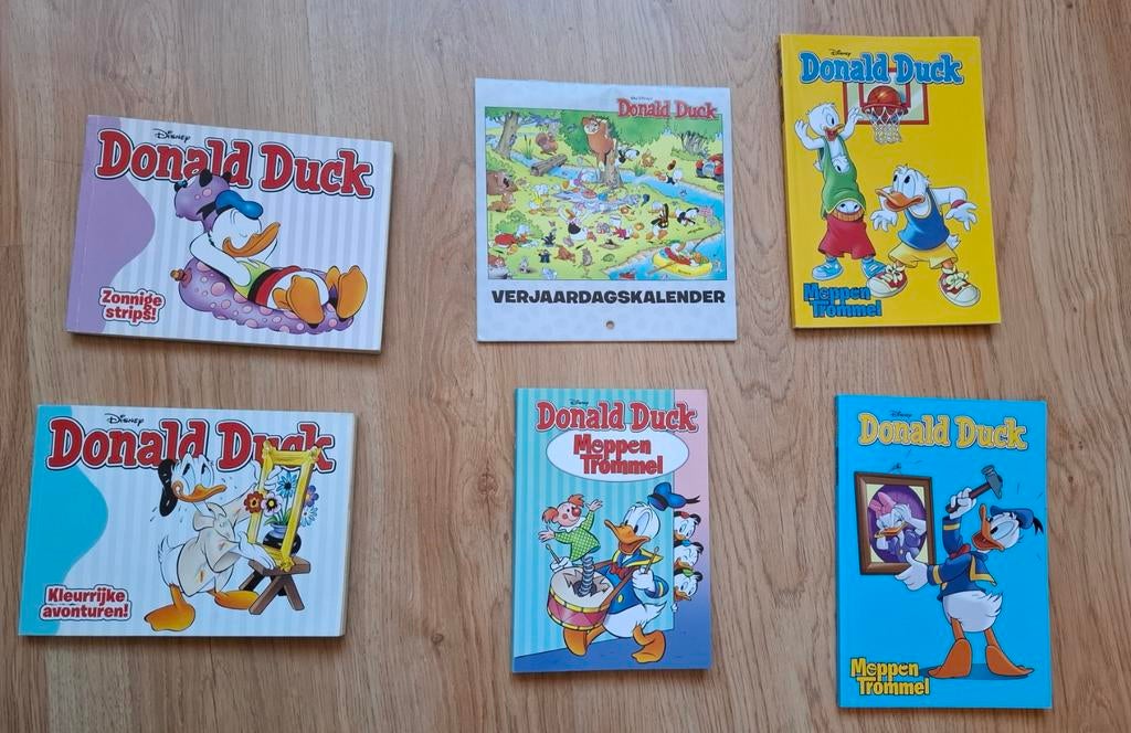 Donald Duck collectie - 5 stripboeken en kalender, Meerdere stripboeken, Ophalen of Verzenden, Gelezen