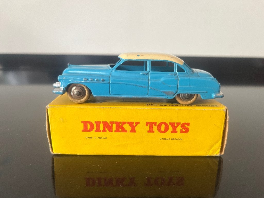 Dinky Toys #24V Buick Roadmaster, Ophalen of Verzenden, Gebruikt, Auto, Dinky Toys