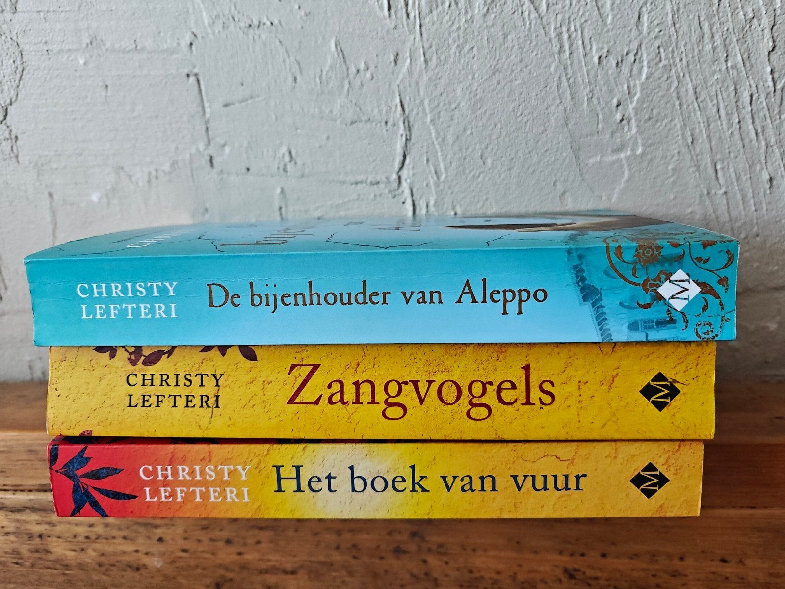 3 Boeken van Christy Lefteri., Boeken, Romans, Ophalen of Verzenden, Zo goed als nieuw