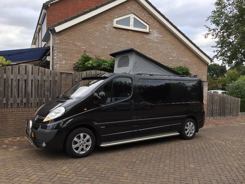 Buscamper Opel Vivaro L2H1 2.5 CDTI, Overige merken, Tot en met 2, Particulier, Audio installatie