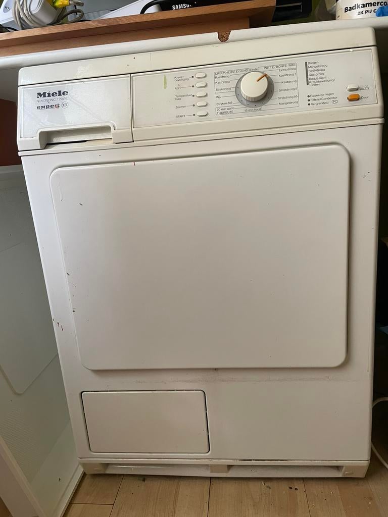Miele Novotronic T2960c, Ophalen, Gebruikt, Luchtafvoer, 4 tot 6 kg
