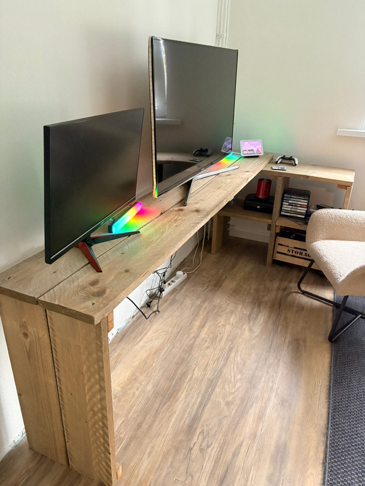Steigerhout bureau, Huis en Inrichting, Ophalen, Zo goed als nieuw