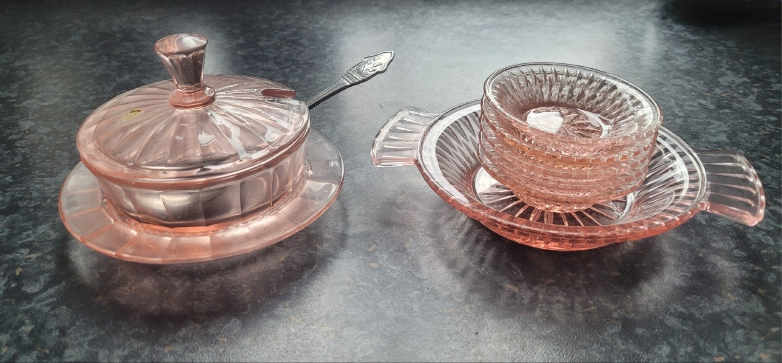 Vintage Persglazen Suikerpot en nootjesset, roze uitvoering, Ophalen of Verzenden