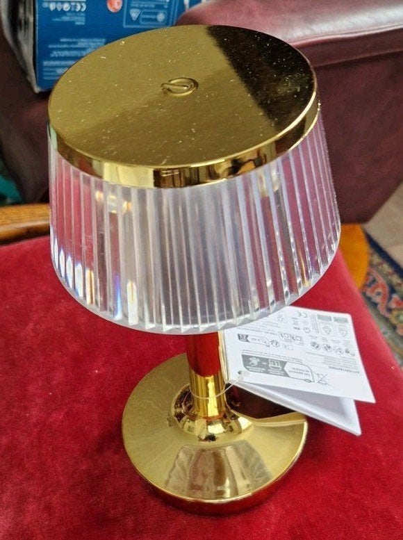 Stijlvolle Gouden Tafellamp - Oplaadbaar & Draadloos, Kunststof, Onbekend@voorbeeld.com, Goud, Draadloos