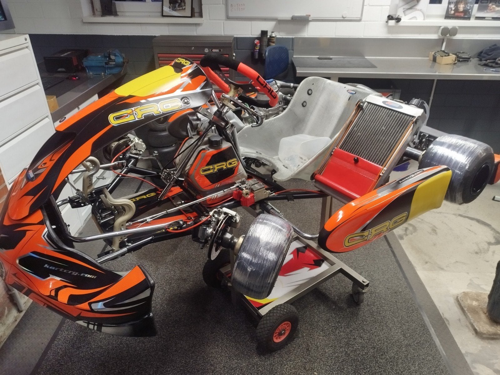 CRG KZ2 met TM KZ-R2, onlangs gereviseerd Racekart Schakel, Sport en Fitness, Verzenden, Nieuw, Kart