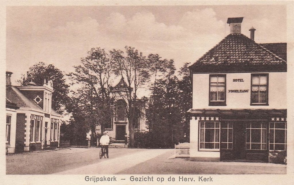703-383-025 Grijpskerk gezicht op de Herv Kerk, Verzenden, Voor 1920, Groningen