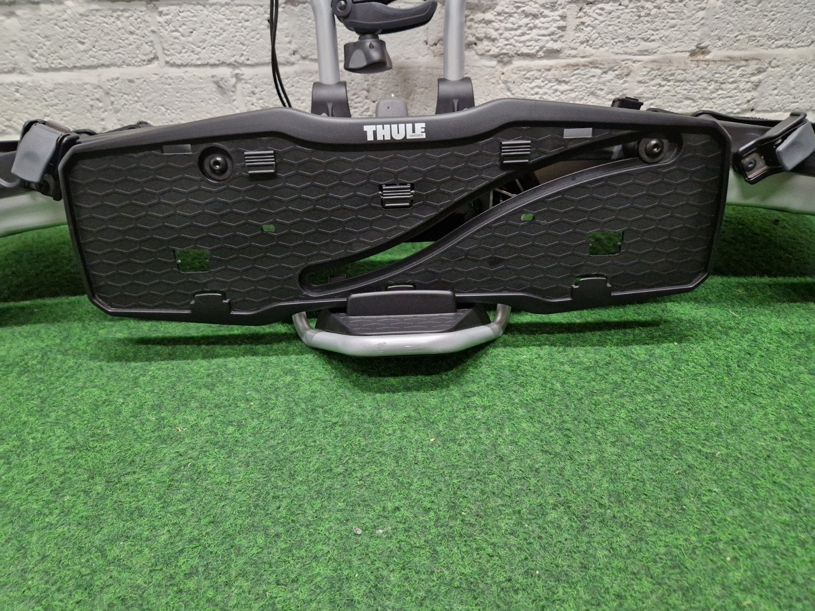 Foto 4 van Nette Thule EasyFold 931 fietsendrager voor 2 E-bikes 60 KG
