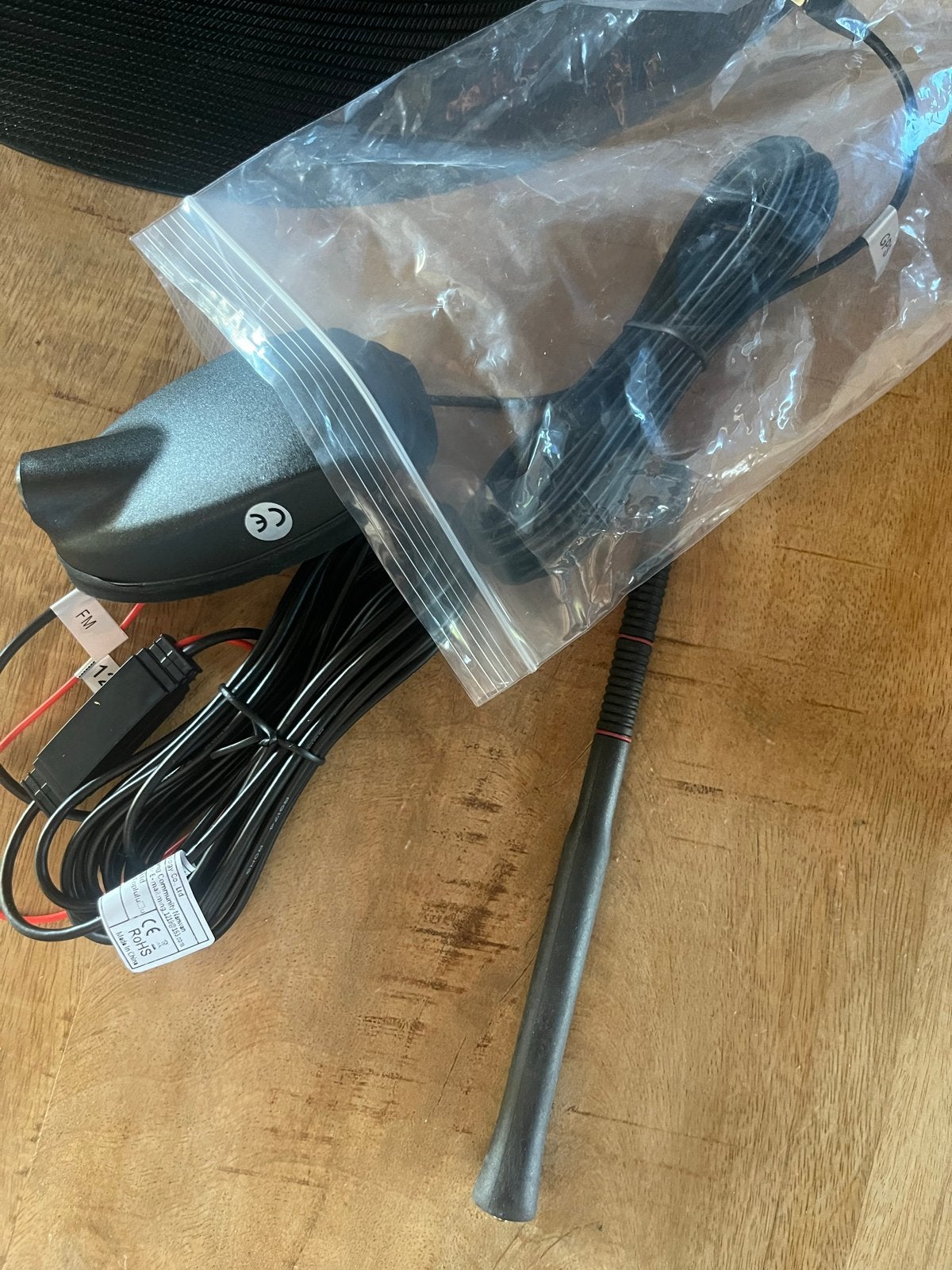 Nieuwe GPS en DAB+ dakantenne Athene met complete bekabeling, Ophalen of Verzenden, Nieuw
