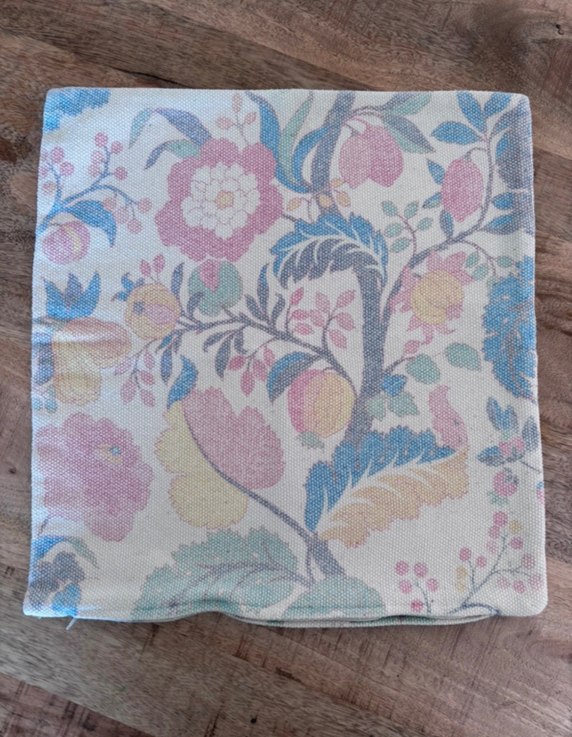Zara Home kussenhoes 45x45 cm bloemmotief pastel, Wasbaar, Overige merken, Meerkleurig, Ophalen of Verzenden