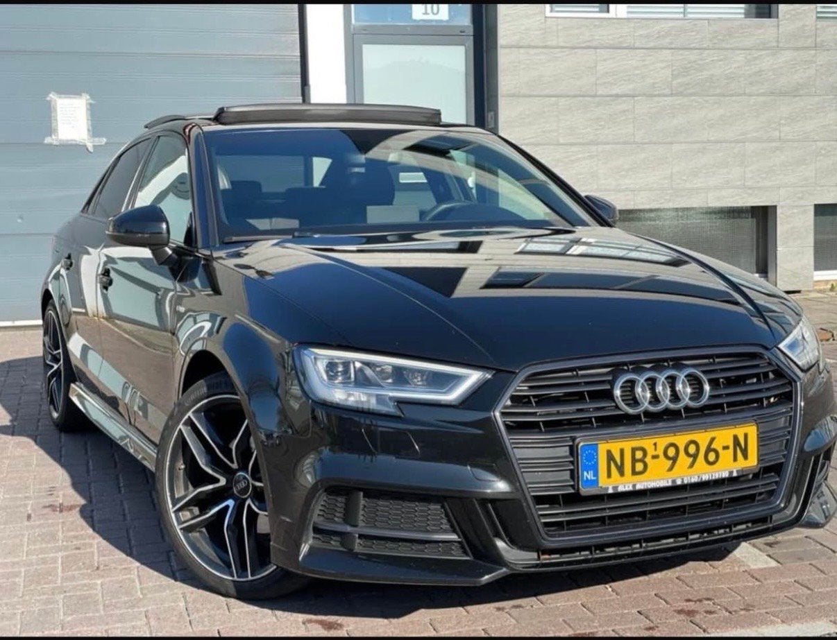 Audi A3 1.6 TDI 81KW Sedan S-tronic 2016 Zwart, Auto's, Audi, 680 kg, 4 cilinders, Zwart, Origineel Nederlands