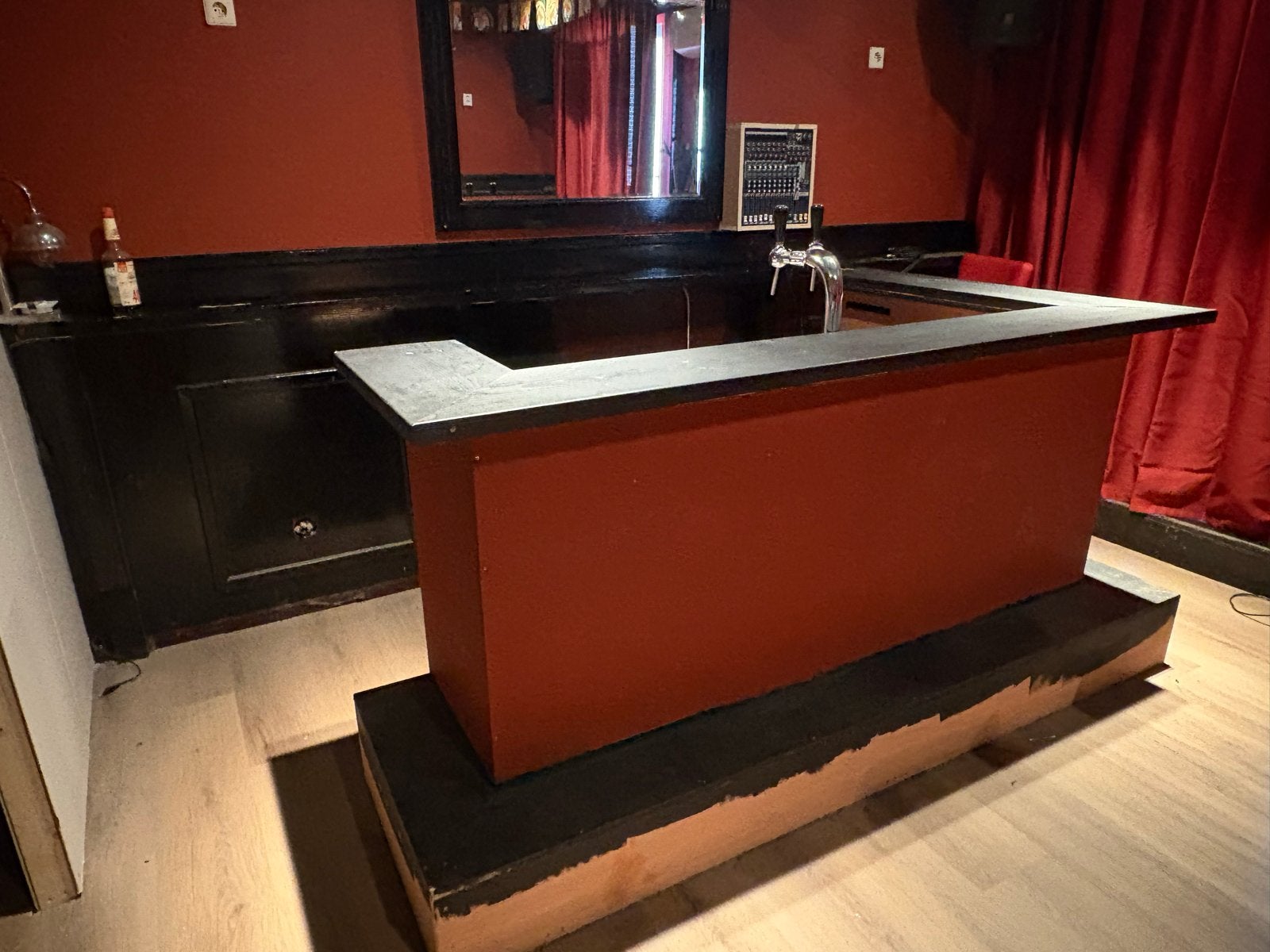 Complete bar met biertap installatie, Ophalen, Gebruikt, Overige typen