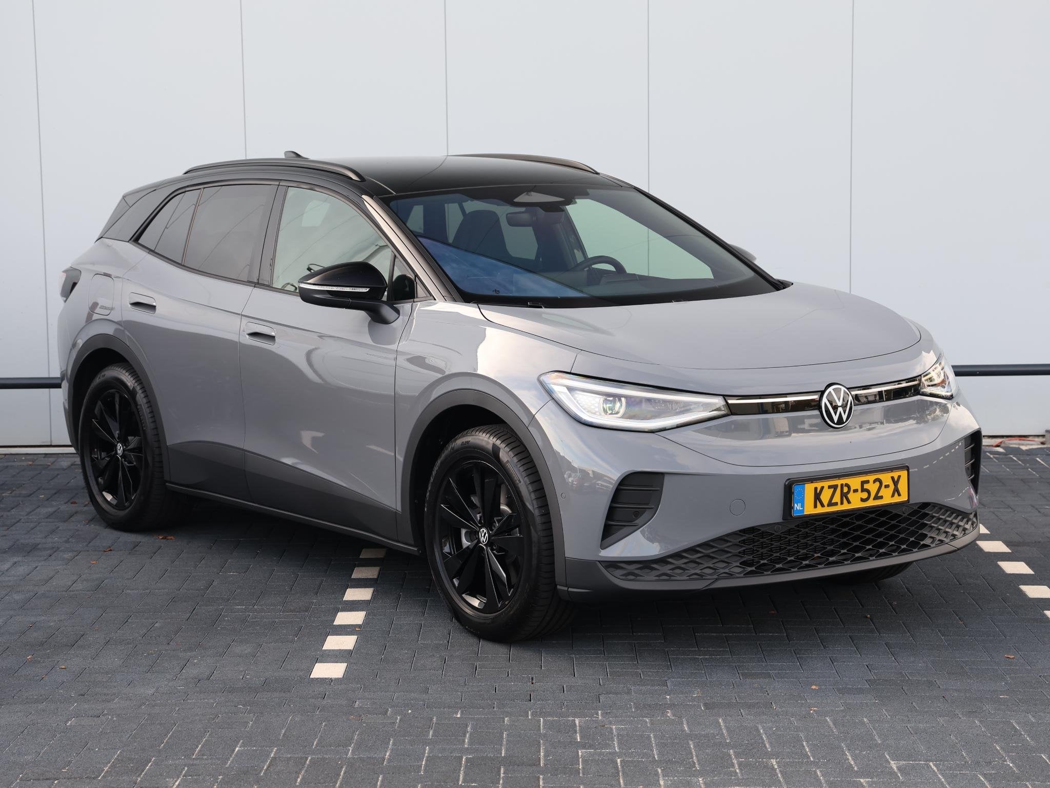 Volkswagen ID.4 Pro Limited Edition Plus 79 kWh | Ergo Activ, Auto's, Dealer onderhouden, Achterwielaandrijving, Zwart, 1000 kg