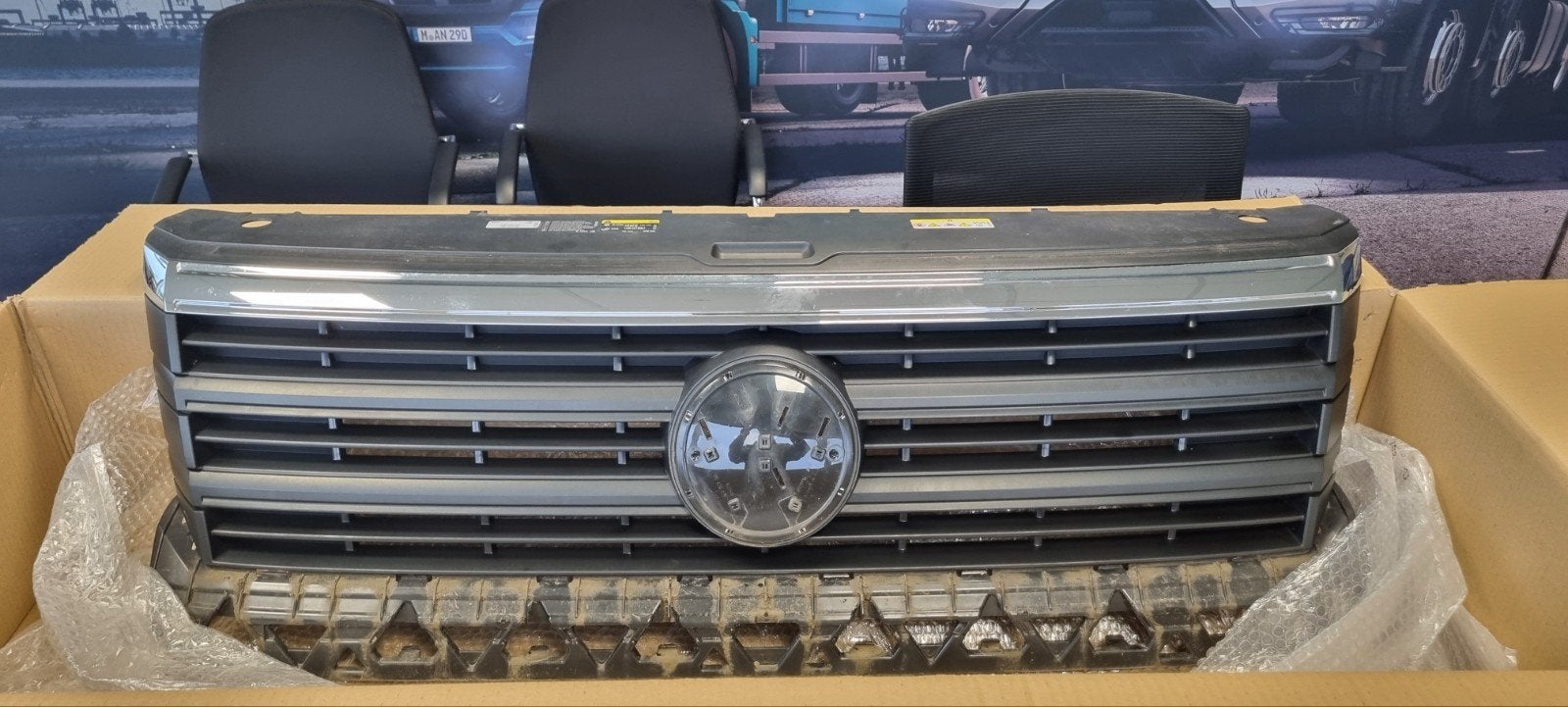 Grille volkswagen Crafter HIGHLINE 17 tot heden in nw staat, Auto-onderdelen, Carrosserie en Plaatwerk, Nieuw, Ophalen of Verzenden