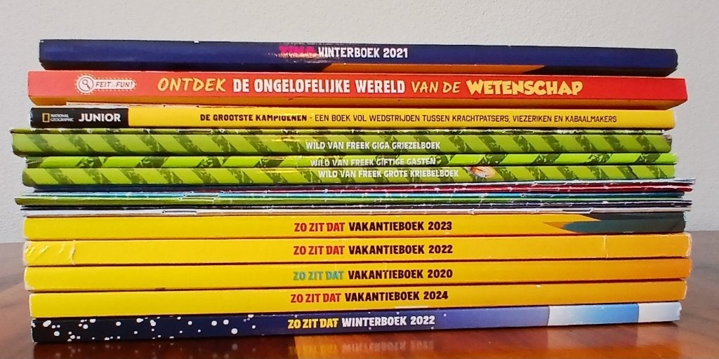 Collectie van verschillende vakantieboeken, Ophalen of Verzenden, Gelezen, Overige typen