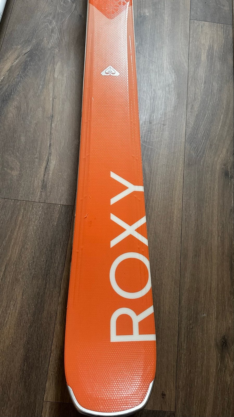 Roxy ski's 163 cm met Salomon bindingen - Zo goed als nieuw, Sport en Fitness, Skiën en Langlaufen, 160 tot 180 cm, Zo goed als nieuw