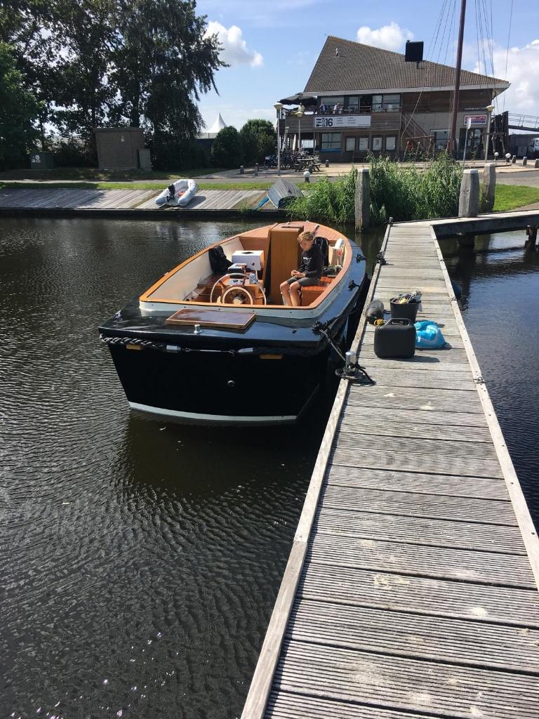 Volledig gerenoveerde sloep met gereviseerde mercedes motor., Watersport en Boten, Beelen, Staal, Binnenboordmotor, 42 pk
