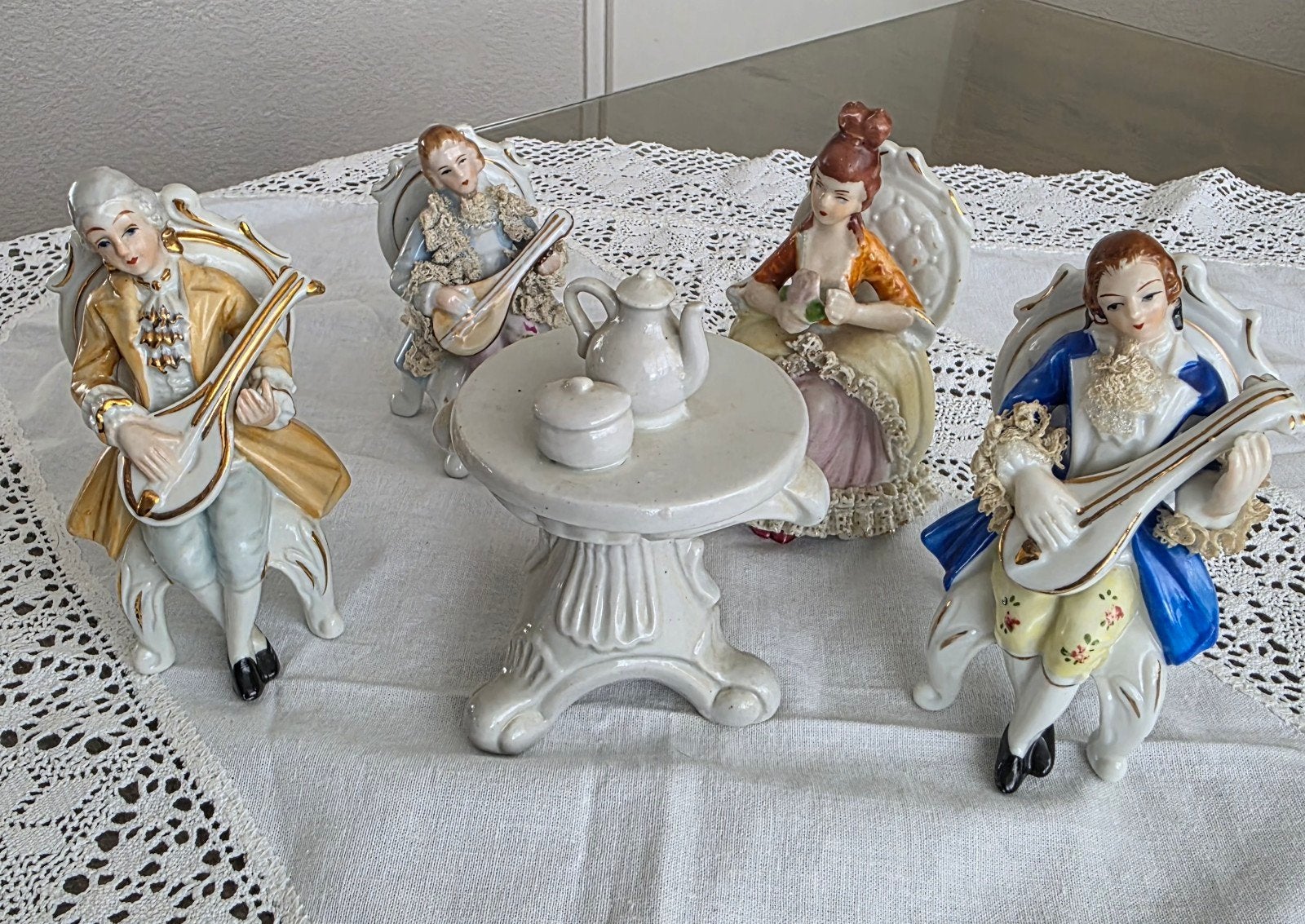 Vintage porseleinen beeldje, Ophalen of Verzenden