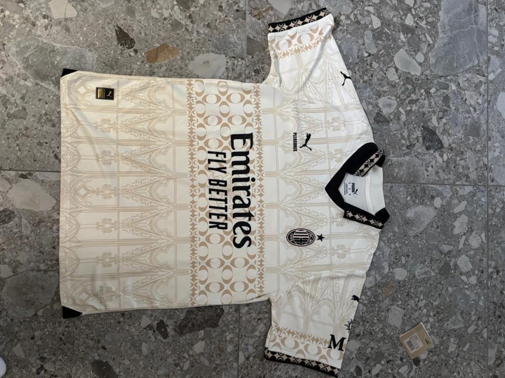 Ac milan jersey, Maat M, Ophalen of Verzenden, Zo goed als nieuw, Shirt