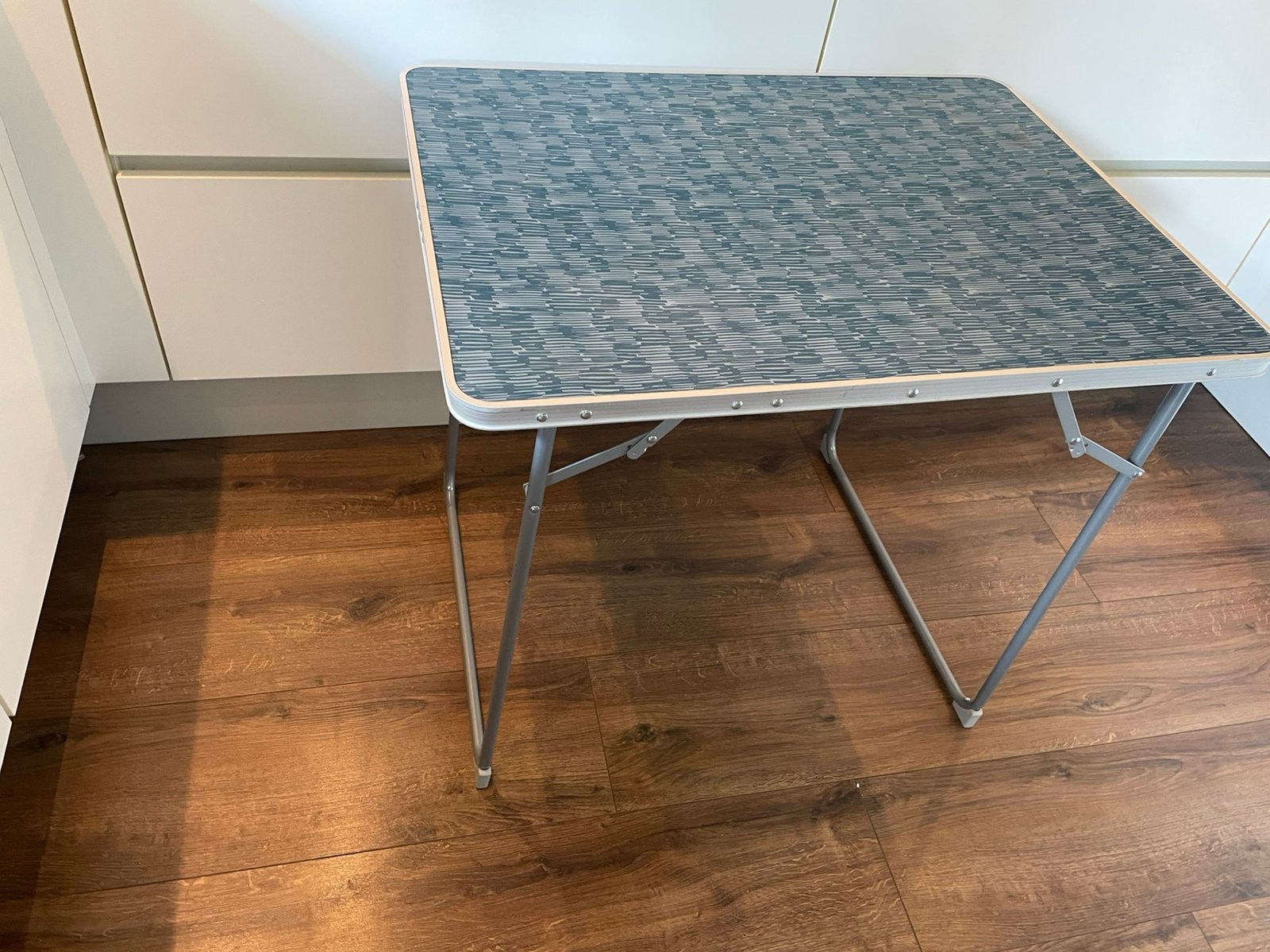 Tafel decathlon, Ophalen, Zo goed als nieuw, Campingtafel