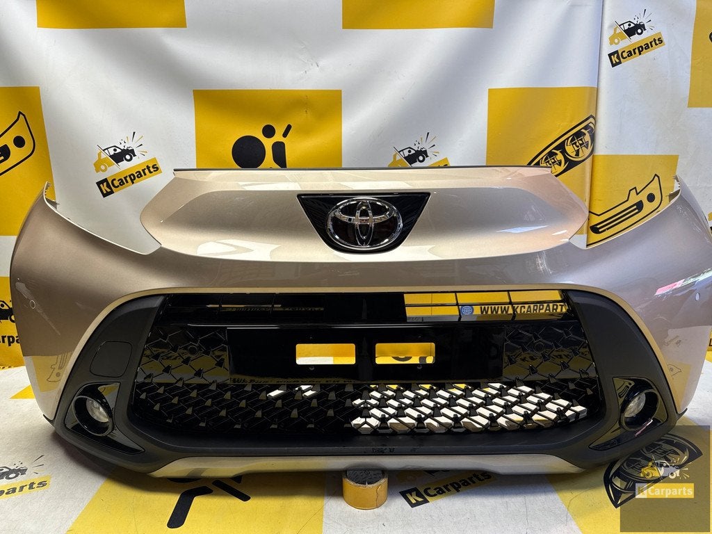Toyota Aygo X Voorbumper origineelCompleet52119-OH19nieuwpdc, Info@fabrikant.eu, Ophalen of Verzenden, Toyota, Bumper