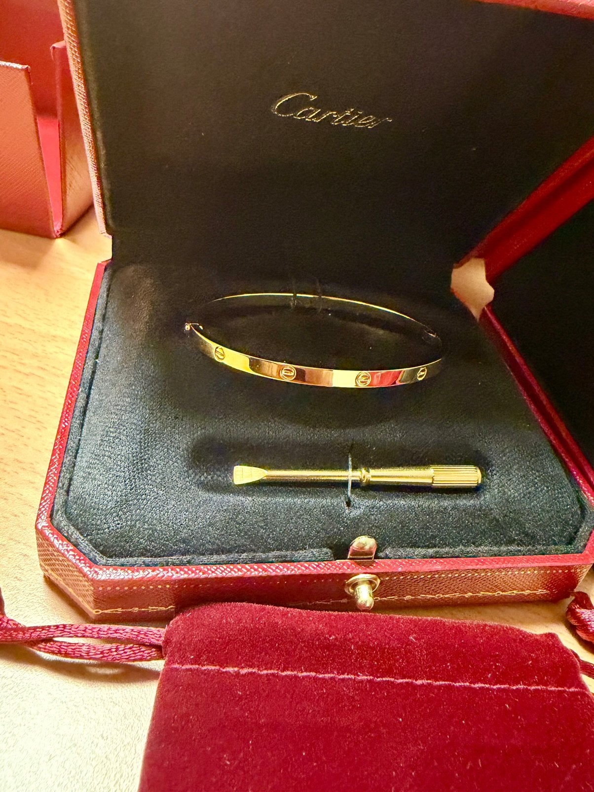 Cartier love armband, Ophalen of Verzenden, Zo goed als nieuw, Goud