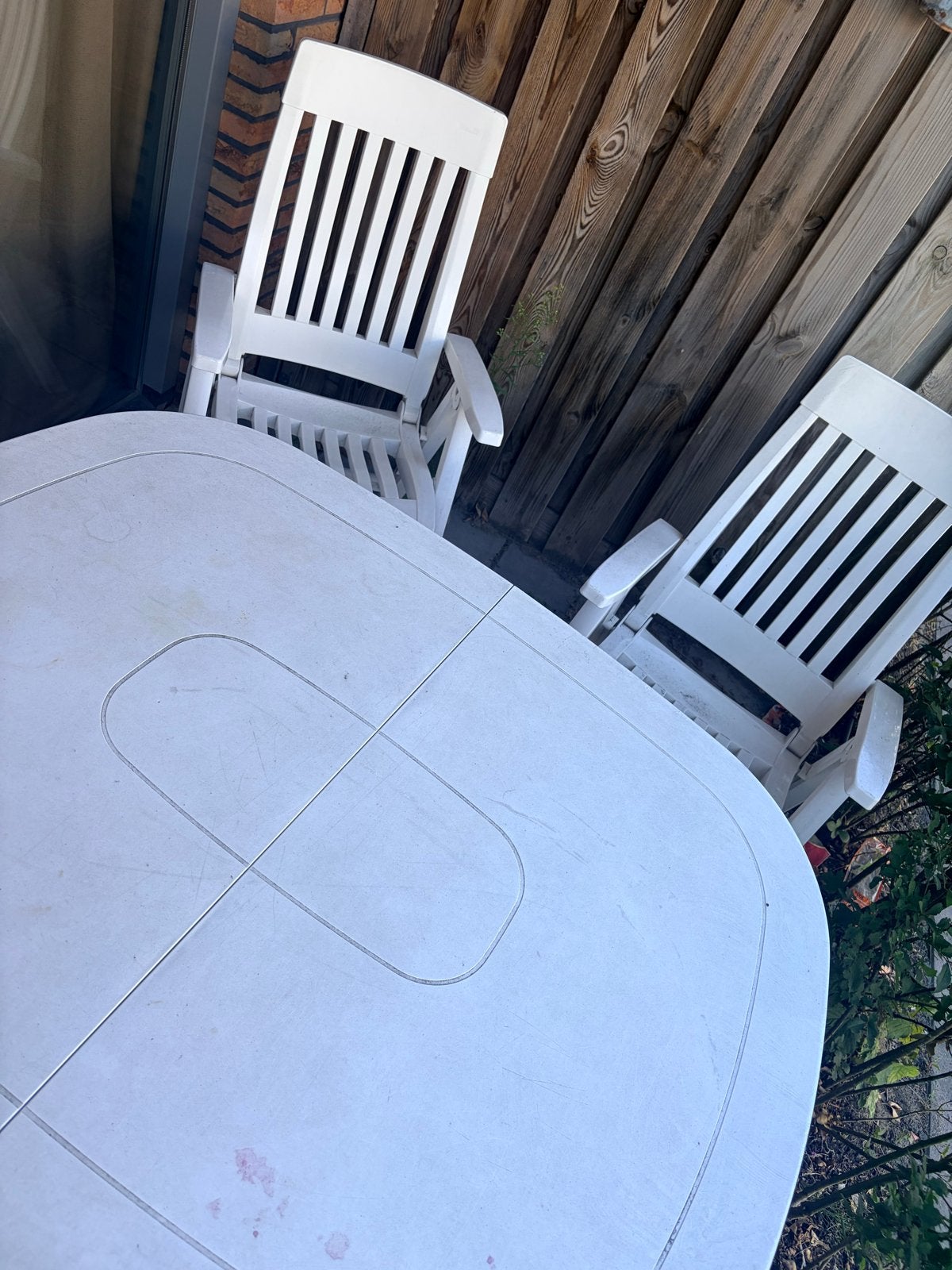 Tuinset met 4 klapstoelen - Goede staat, 4 zitplaatsen, Kunststof, Gebruikt, Eettafel