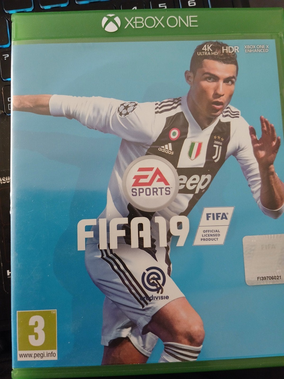 FIFA 19 - Xbox One (Zo goed als nieuw), Spelcomputers en Games, Ophalen of Verzenden, Zo goed als nieuw, Eén computer, Sport