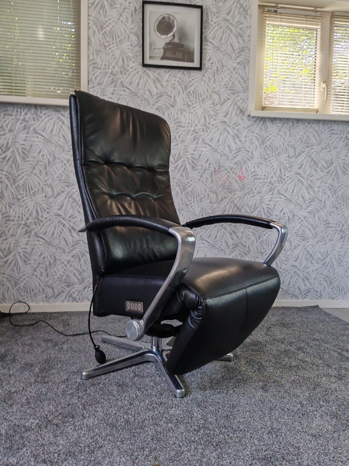Prominent elektrische leren relax fauteuil zwart, Gebruikt, Ophalen of Verzenden, Onbekend, Onbekend