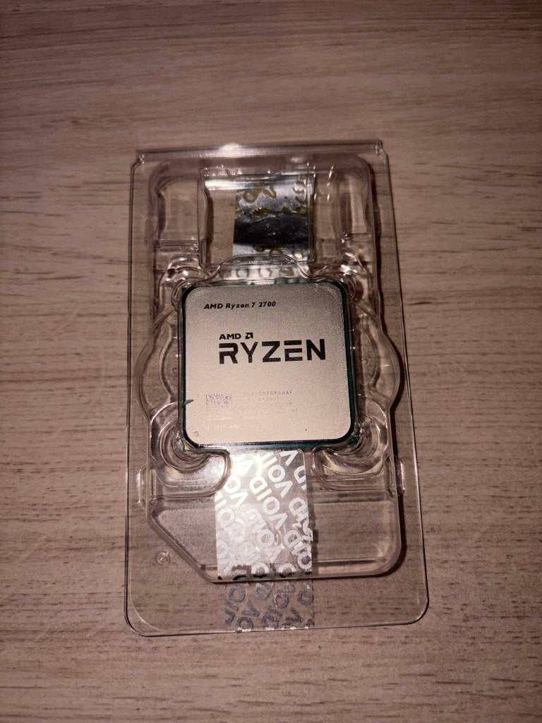 AMD Ryzen 7 2700 8 cores AM4, 8-core, Gebruikt, Ophalen of Verzenden, AMD Ryzen 7