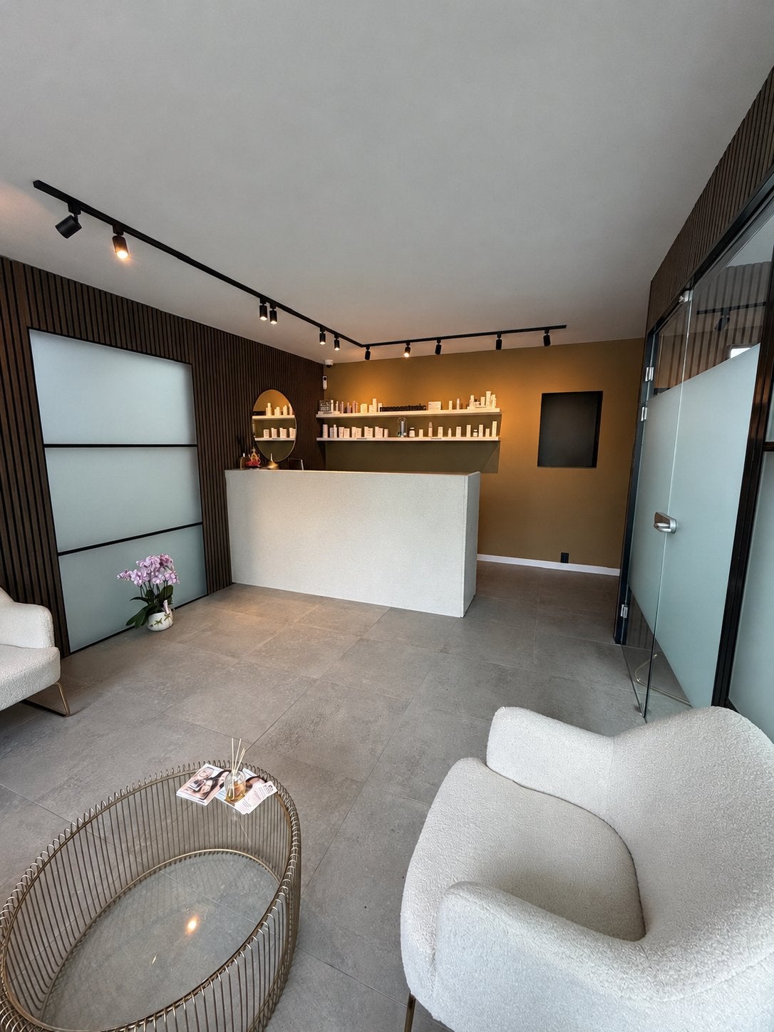 luxe beautysalon in Rotterdam, Zakelijke goederen, Exploitaties en Overnames