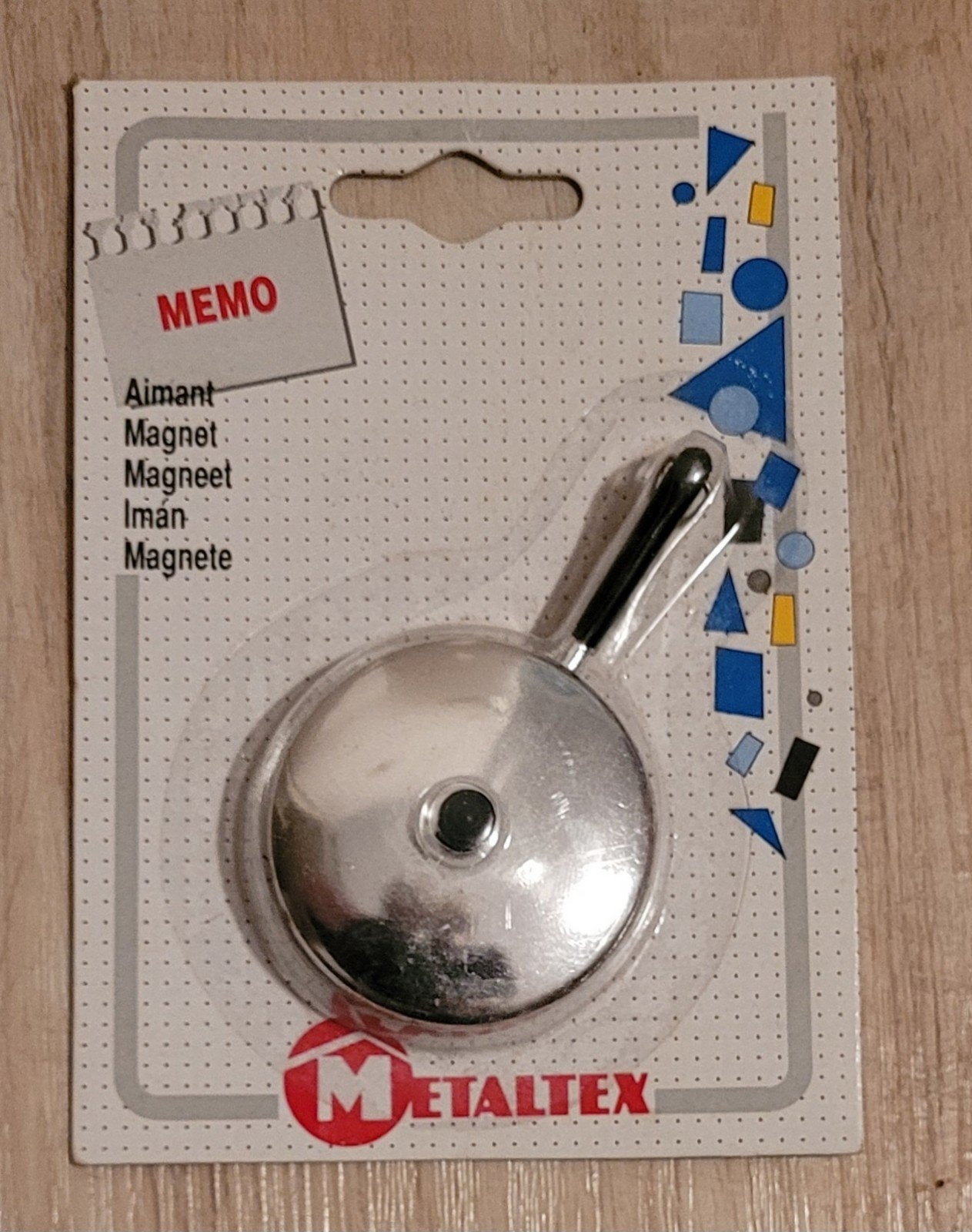 Leuke zilverkleurige koelkastmagneet in orig. verpakking, Overige materialen, Nieuw, Ophalen of Verzenden, Schaal of Schalen