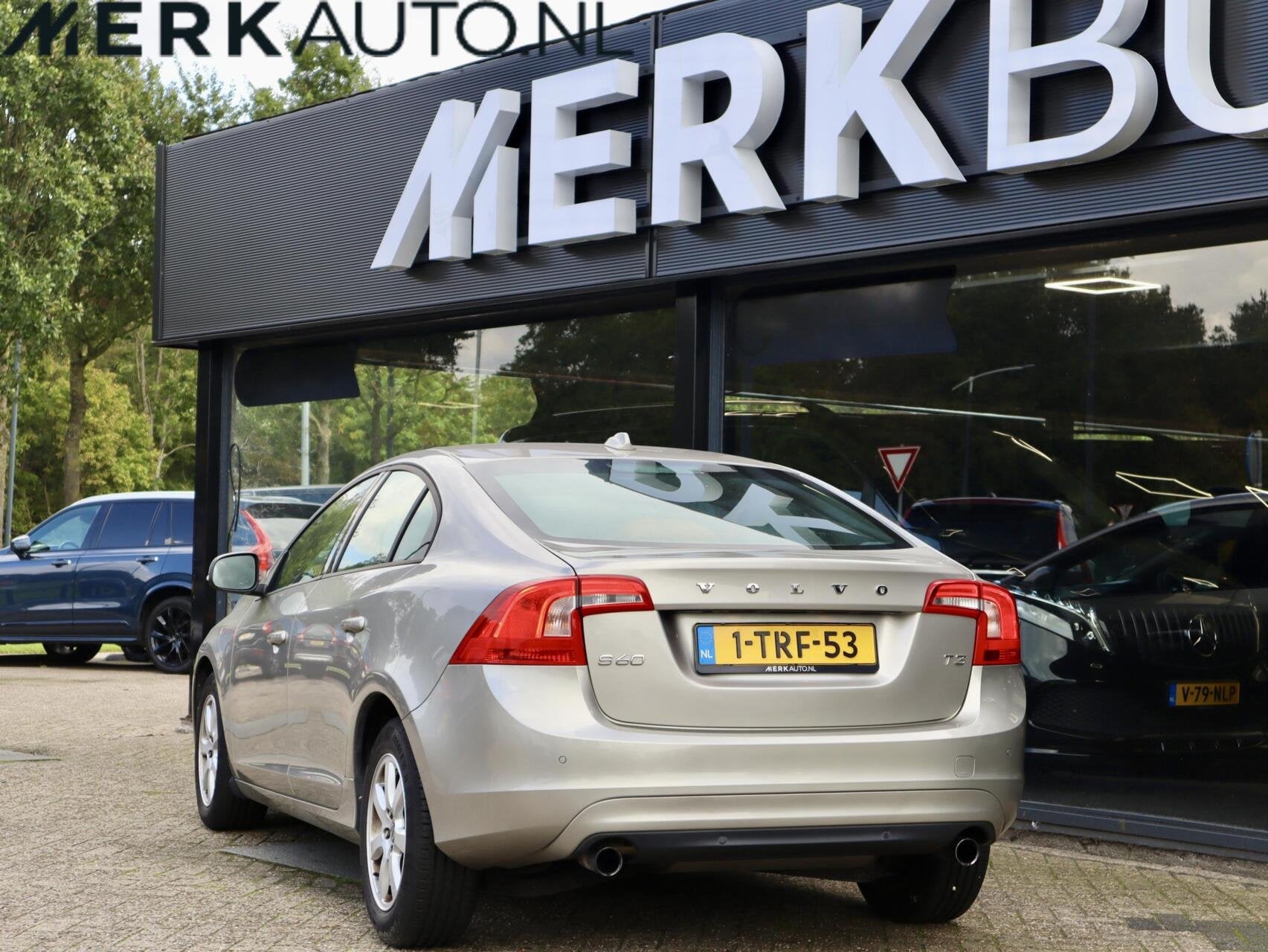 Volvo S60 1.6 T3 Leder, Schuifdak, 1e Eigenaar! met Nap!, Auto's, Voorwielaandrijving, Gebruikt, 150 pk, S60