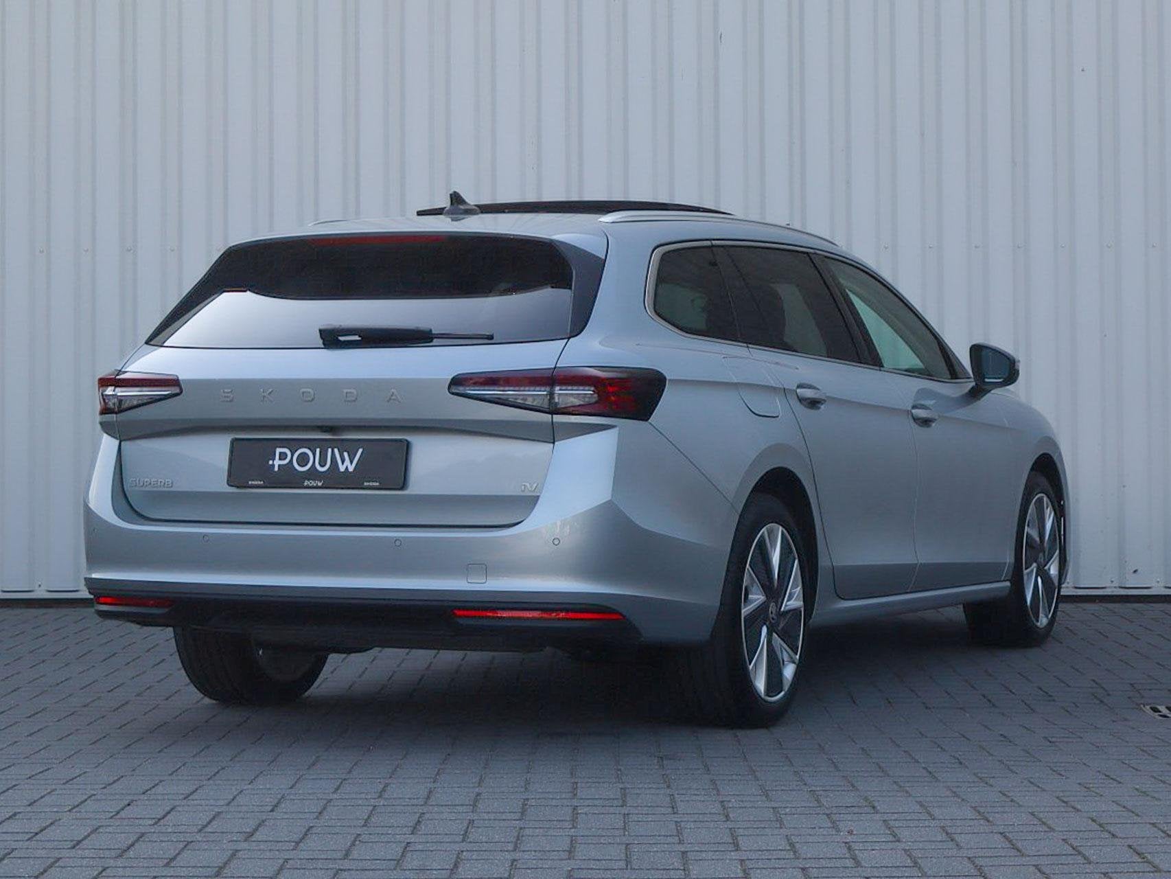 Skoda Superb Combi 1.5 TSI 204pk PHEV Edition | SoH 100% | P, 12 maanden, Stof, 4 cilinders, 26 kWh