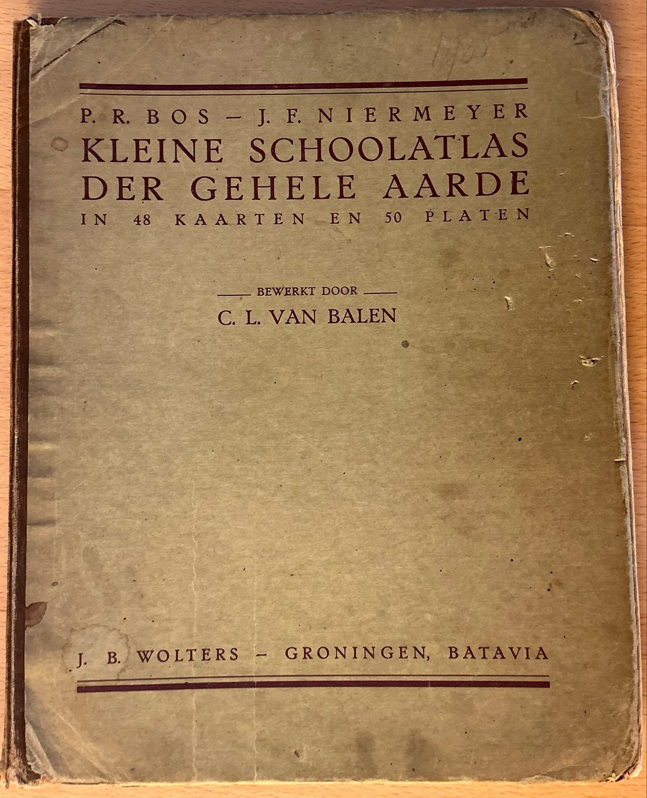 Kleine Schoolatlas der Gehele Aarde - P.R. Bos - 1955, Gelezen, Bosatlas, Ophalen of Verzenden, 1800 tot 2000