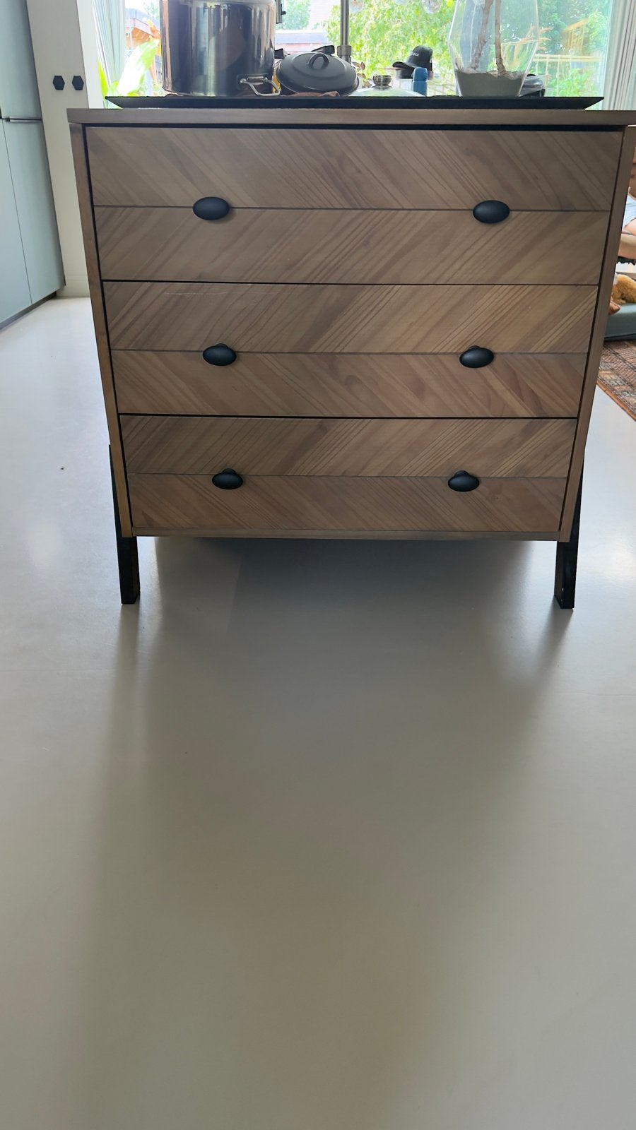 Houten Commode met 4 Lades en ledikant-  Harpor, Ophalen, 50 tot 70 cm, Zo goed als nieuw, 75 tot 100 cm