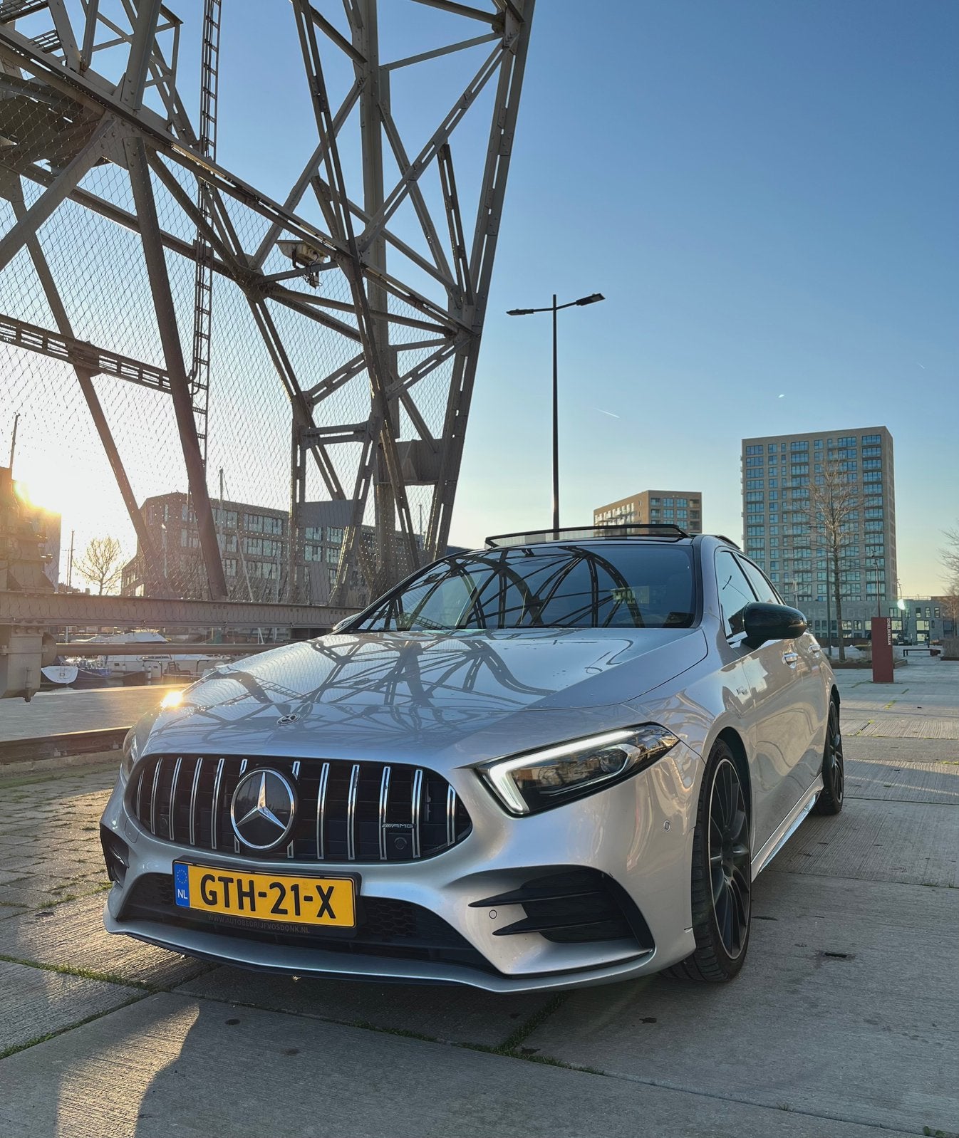 Mercedes-Benz A-Klasse A 35 AMG 4Matic 306pk AMG Speedshift, Auto's, Automaat, 1800 kg, 4 cilinders, Leder