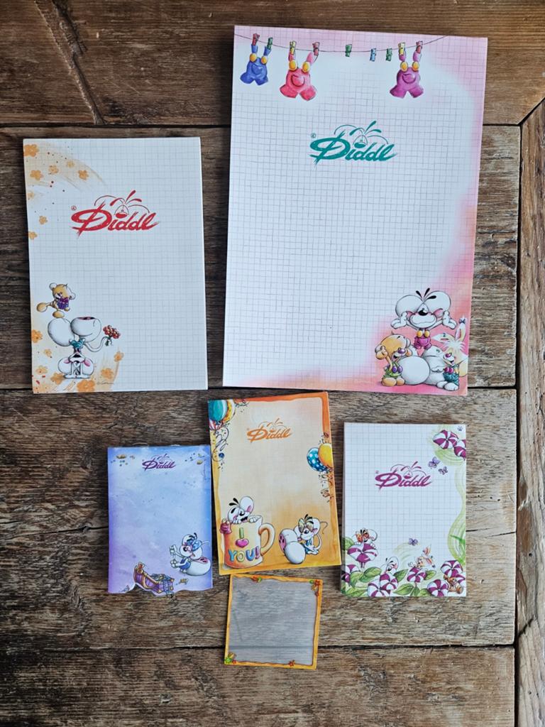 Grote Diddl collectie: schrijfblokken, blaadjes en zakjes, Verzamelen, Ophalen of Verzenden, Verschillende figuren, Gebruikt, Papier, Kaart of Schrift