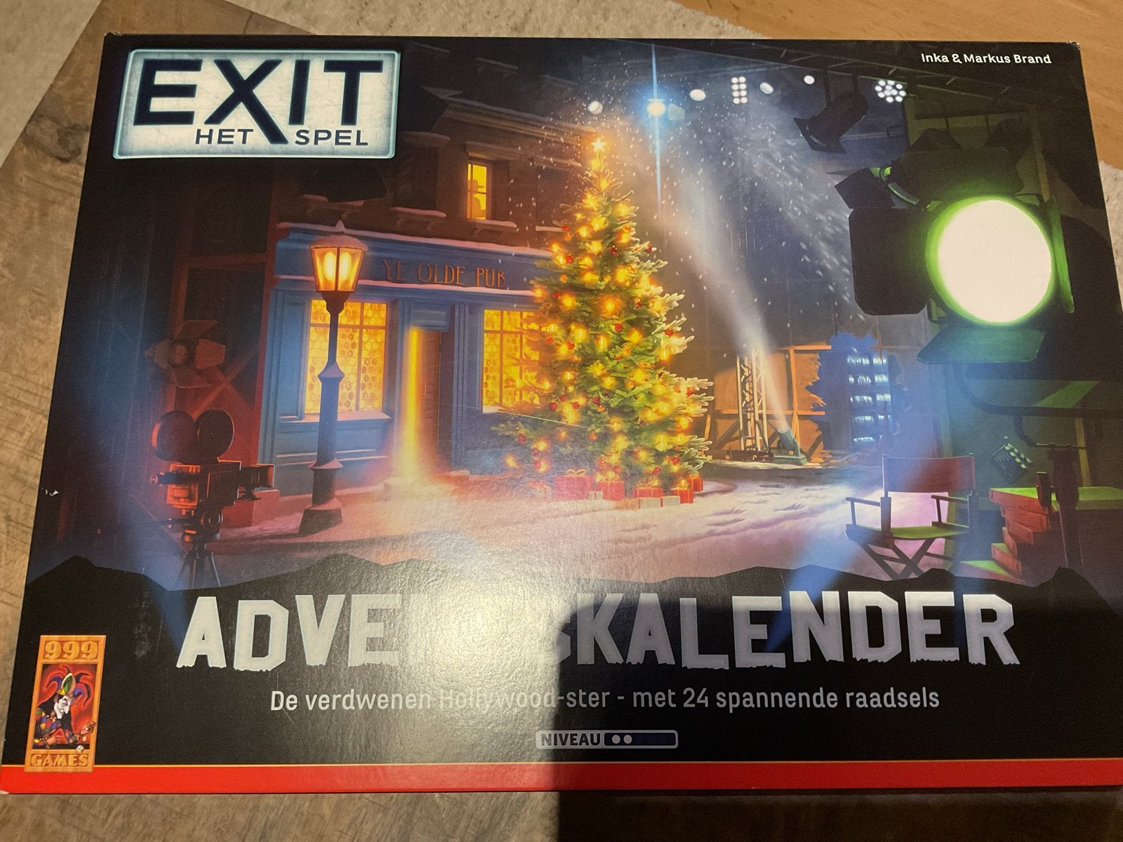 EXIT Het Spel: Adventskalender de verdwenen hollywood ster, Ophalen of Verzenden, Zo goed als nieuw