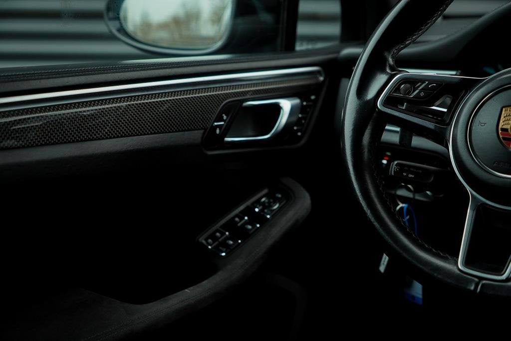 Foto 55 van Porsche Macan 3.0 GTS / Pano / Luchtvering / Trekhaak / Spor