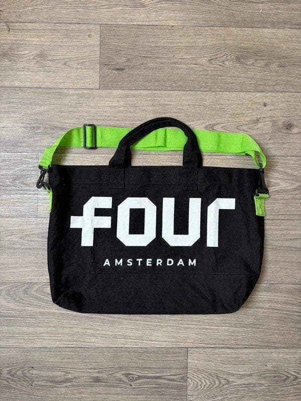 Four Amsterdam Tas groot, Sieraden, Tassen en Uiterlijk, Verzenden, Zo goed als nieuw, Heren