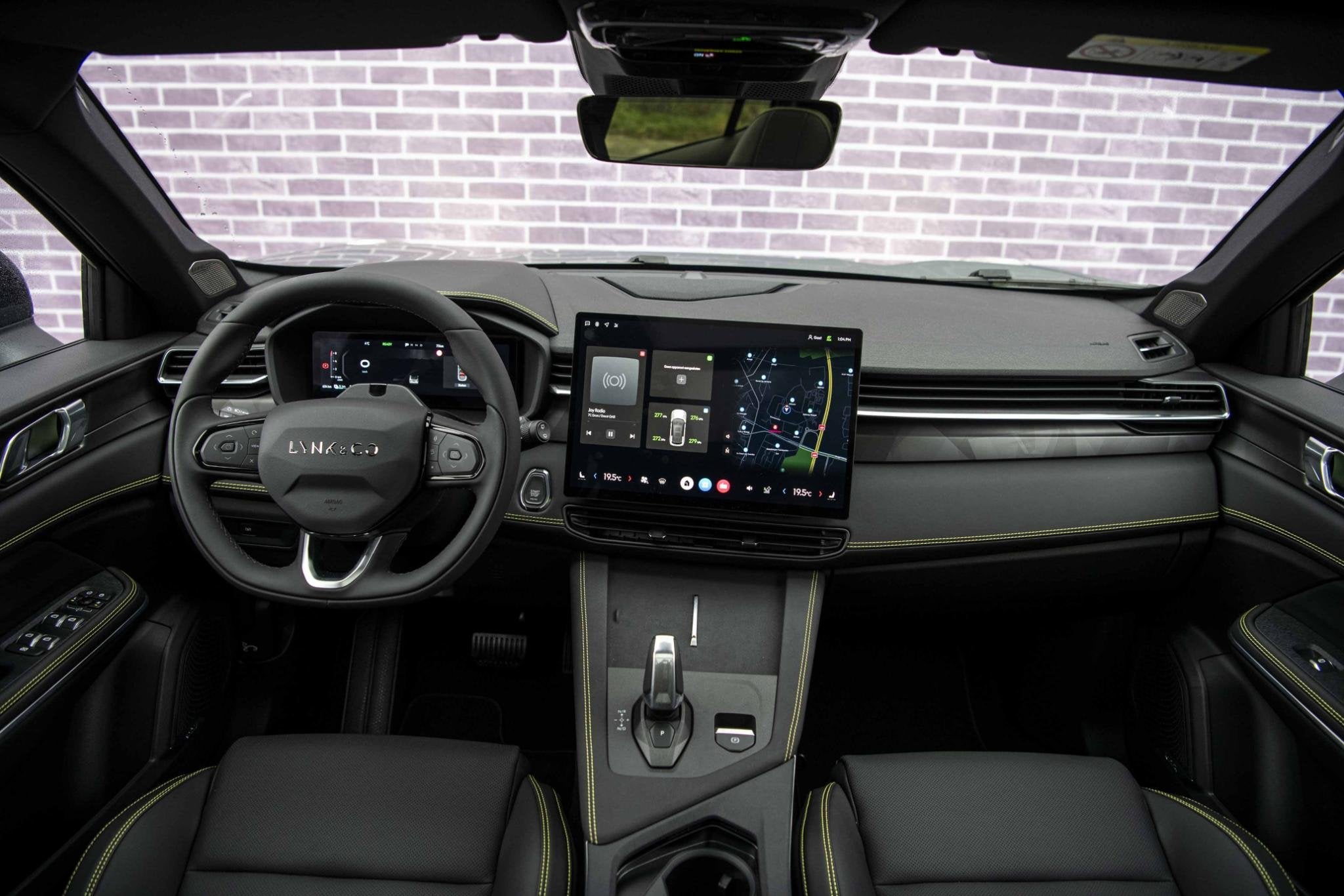Lynk & Co 01 1.5 Plug-in Hybrid More | PHEV | Panoramadak |, 4 cilinders, Bedrijf, Hybride Elektrisch/Benzine, 1835 kg