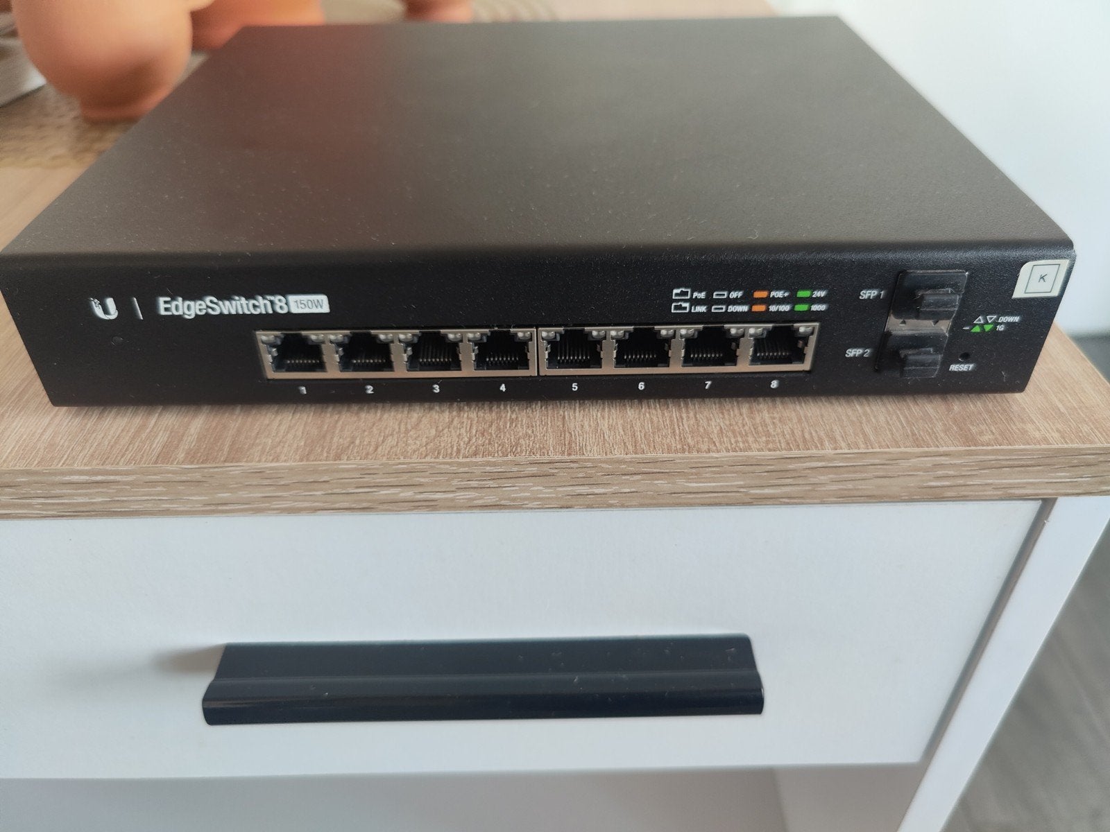 Ubiquiti EdgeSwitch 8 150W (ES-8-150W) - Managed PoE+ Switch, Ophalen of Verzenden, Zo goed als nieuw