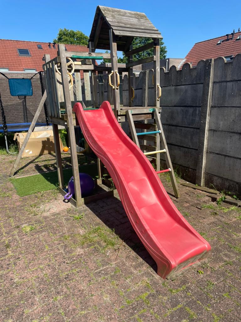 Speeltoestellen met glijbaan en schommel, Ophalen of Verzenden, Gebruikt, Schommel