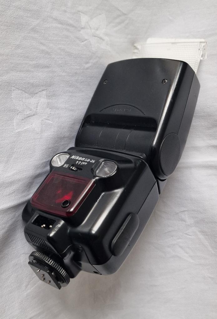 Nikon SB-26 Flitser, Ophalen of Verzenden, Gebruikt, Nikon, Kantelbaar