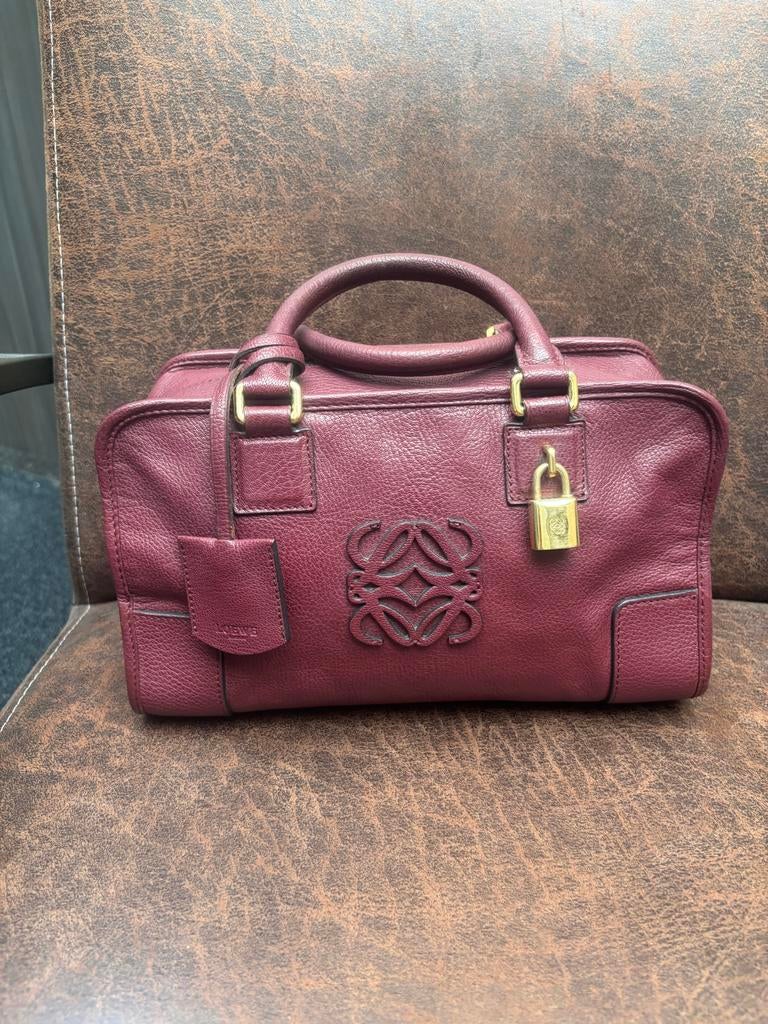 Loewe Amazonia Handtas - Zeldzame Kleur, Zeer Gebruikt, Ophalen of Verzenden, Gebruikt, Paars, Handtas