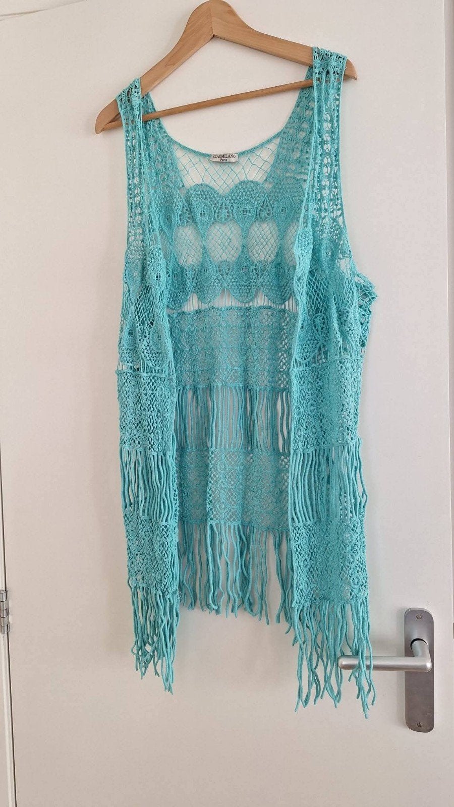 Turquoise gehaakt vestje met franjes, Kleding | Dames, Truien en Vesten, Maat 38/40 (M), Blauw, Ophalen of Verzenden, Onbekend
