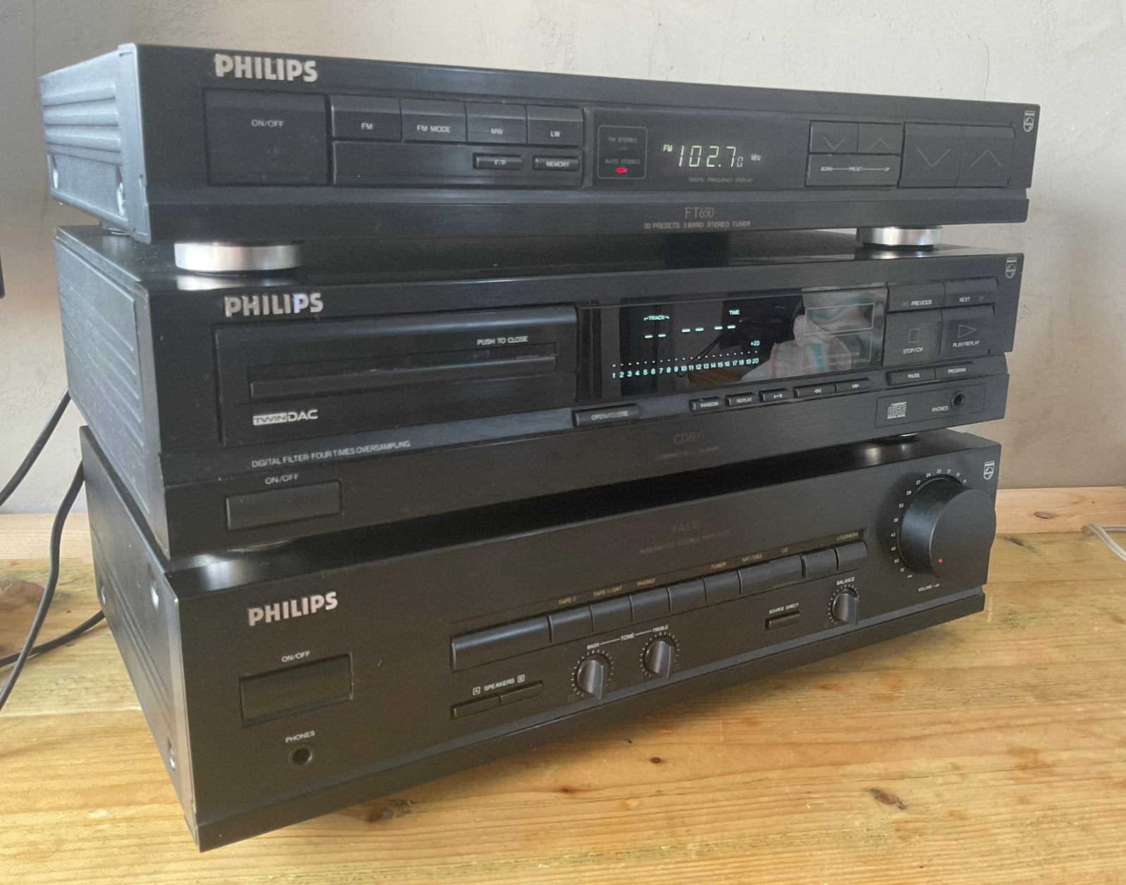 Philips FA630 versterker / CD600 cd speler / FT650 tuner, Ophalen of Verzenden, Zo goed als nieuw, Cd-speler, Philips