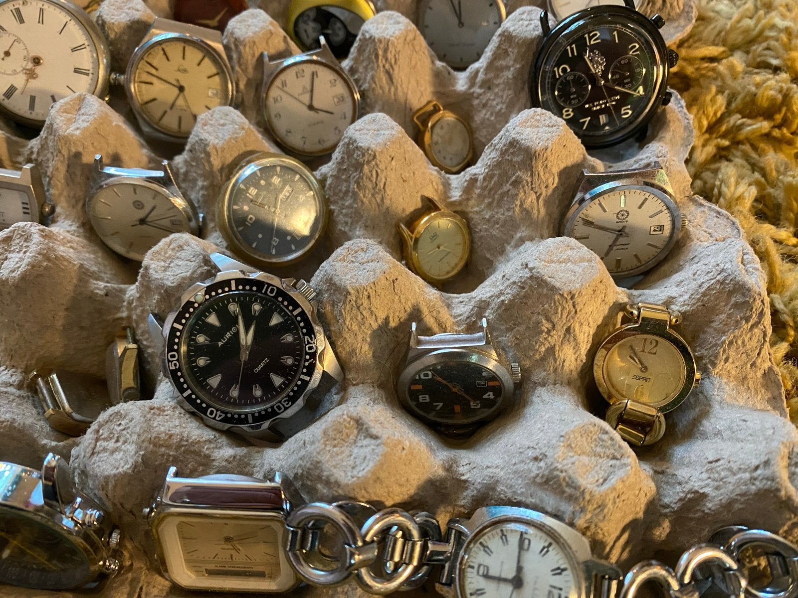 Grote partij diverse horloges - sommige werkend, sommige nie, Ophalen of Verzenden
