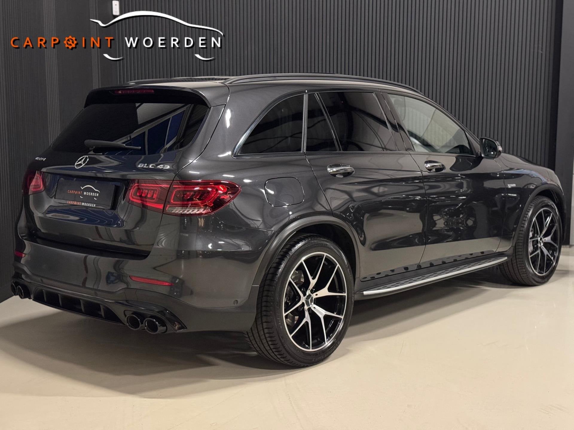 Mercedes-Benz GLC-klasse AMG 43 4MATIC | PANO | BURMESTER |, Auto's, Automaat, Dealer onderhouden, Gebruikt, Zwart